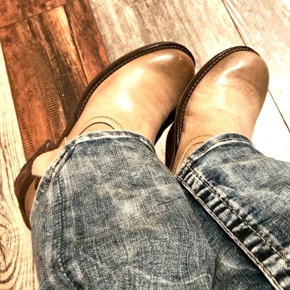 Guess Tan/Camel Leather Strappy Boots 👢 - Picture 5 of 8